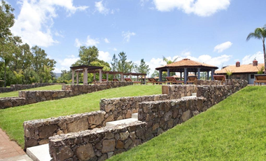 SE VENDE LOTE RESIDENCIAL EN HACIENDA REAL 1800 EN HUCHAPAN HIDALGO