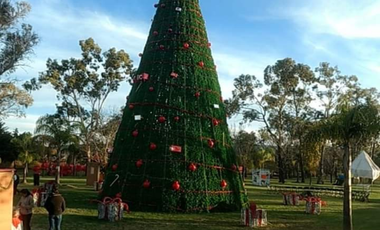 SE VENDE LOTE RESIDENCIAL EN HACIENDA REAL 1800 EN HUCHAPAN HIDALGO