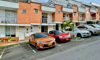 Extraordinaria casa en Santa Clara de las Villas con 4 Alcobas y 4 baños con 154 m2. Pueblito cafetero. Pereira - Colombia.