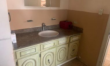 RESIDENCIA 1 PLANTA CON 4 RECAMARAS, AMPLIO TERRENO ZONA RESIDENCIAL ALTA