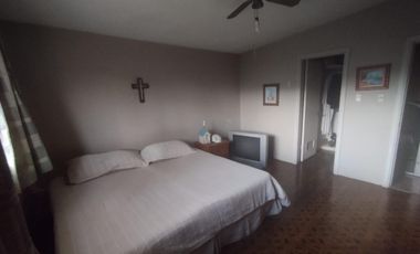RESIDENCIA 1 PLANTA CON 4 RECAMARAS, AMPLIO TERRENO ZONA RESIDENCIAL ALTA