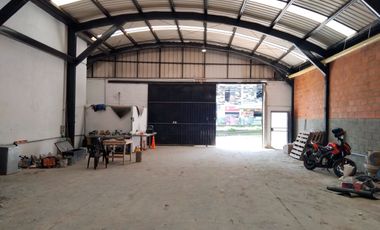 46877 Bodega en venta Ditaires