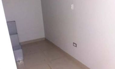 Venta de local comercial con oficinas - Sector La Mariscal