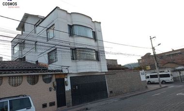 Casa de venta en Otavalo, centro, 4 plantas, 322 m2