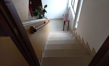 Casa de venta en Otavalo, centro, 4 plantas, 322 m2