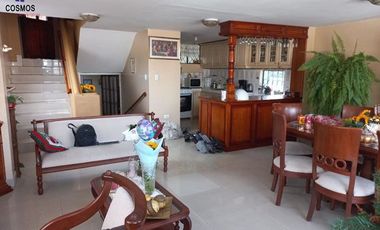 Casa de venta en Otavalo, centro, 4 plantas, 322 m2