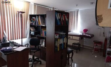 Casa de venta en Otavalo, centro, 4 plantas, 322 m2