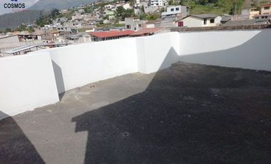 Casa de venta en Otavalo, centro, 4 plantas, 322 m2
