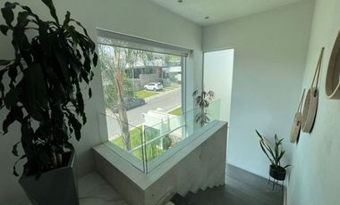 CASA EN VENTA EN FRACCIONAMIENTO LOMAS DE COCOYOC MORELOS