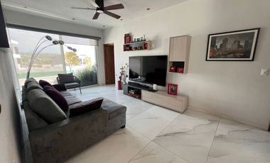 CASA EN VENTA EN FRACCIONAMIENTO LOMAS DE COCOYOC MORELOS