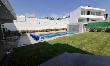 CASA EN VENTA EN FRACCIONAMIENTO LOMAS DE COCOYOC MORELOS
