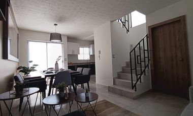 MARAVILLOSA CASA NUEVA EN EXCELENTE UBICACIÓN