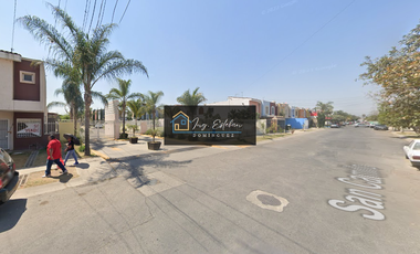 CASA EN REMATE SANTA CRUZ DEL VALLE SAN PEDRO TLAQUEPAQUE CERCA PLAZA REGINA