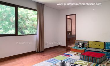 Casa en Renta en Lomas del Valle de Lujo Zona Andares Zapopan