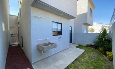 Tu Hogar Ideal: En Venta Casa de 2 habitaciones en PACHUCA con CISTERNA de REGALO 🎁