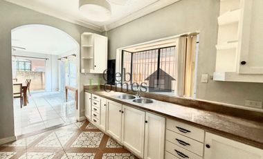 Semi-Furnished 3 Bedroom Townhouse in Banilad for Rent