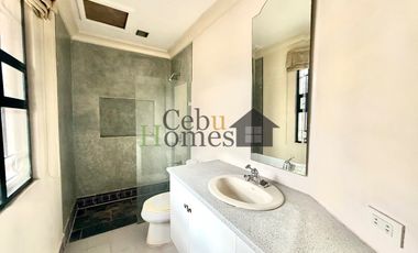 Semi-Furnished 3 Bedroom Townhouse in Banilad for Rent