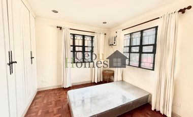 Semi-Furnished 3 Bedroom Townhouse in Banilad for Rent