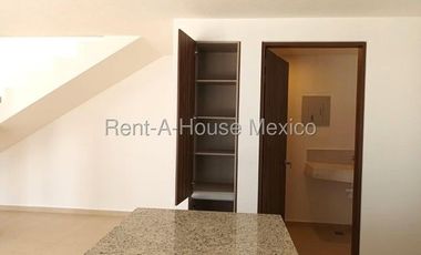 Cumbres del lago rento duplex planta alta 3 recamaras 3 baños y amenidades