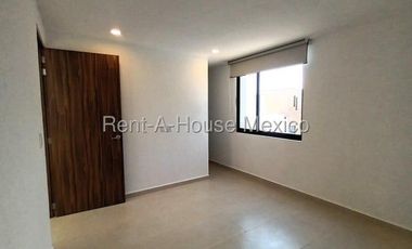 Cumbres del lago rento duplex planta alta 3 recamaras 3 baños y amenidades