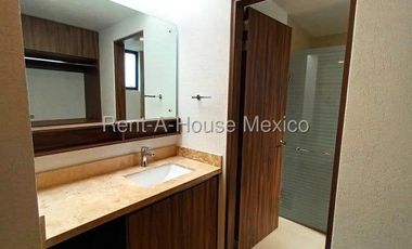 Cumbres del lago rento duplex planta alta 3 recamaras 3 baños y amenidades
