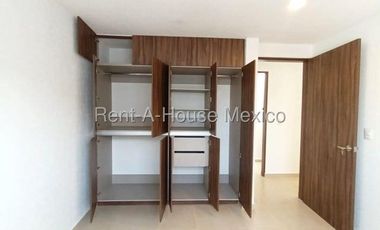 Cumbres del lago rento duplex planta alta 3 recamaras 3 baños y amenidades