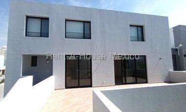 Cumbres del lago rento duplex planta alta 3 recamaras 3 baños y amenidades
