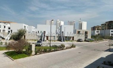 Cumbres del lago rento duplex planta alta 3 recamaras 3 baños y amenidades
