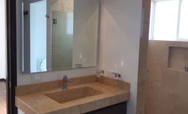 Casa en renta de 4 recámaras en Lomas de Angelópolis II, Cerca de Sonata!