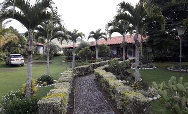 VENTA DE CASA CAMPESTRE EN PAVITAS