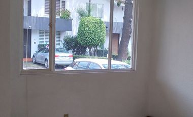LINDA CASA EN CONDOMINIO AVE. SAN BERNABE A 5 MIN. COLEGIO GREEN HILLS
