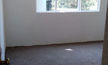 LINDA CASA EN CONDOMINIO AVE. SAN BERNABE A 5 MIN. COLEGIO GREEN HILLS