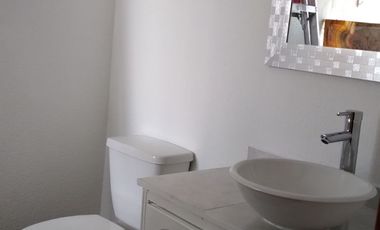LINDA CASA EN CONDOMINIO AVE. SAN BERNABE A 5 MIN. COLEGIO GREEN HILLS