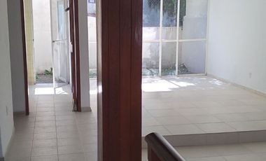 LINDA CASA EN CONDOMINIO AVE. SAN BERNABE A 5 MIN. COLEGIO GREEN HILLS