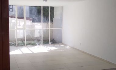LINDA CASA EN CONDOMINIO AVE. SAN BERNABE A 5 MIN. COLEGIO GREEN HILLS