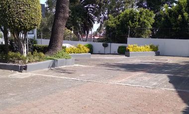 LINDA CASA EN CONDOMINIO AVE. SAN BERNABE A 5 MIN. COLEGIO GREEN HILLS