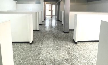SE RENTA EDIFICIO PARA OFICINAS EN SAN MANUEL, EXCELENTE PRECIO
