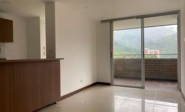 46917 Apartamento en Arriendo Camino Verde