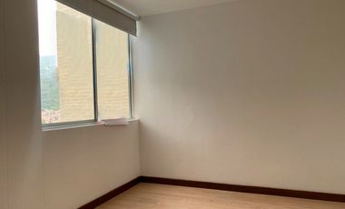 46917 Apartamento en Arriendo Camino Verde