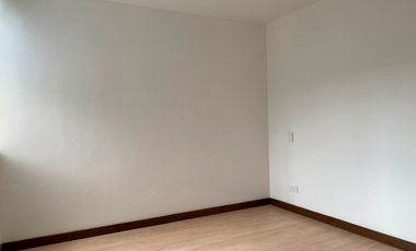 46917 Apartamento en Arriendo Camino Verde