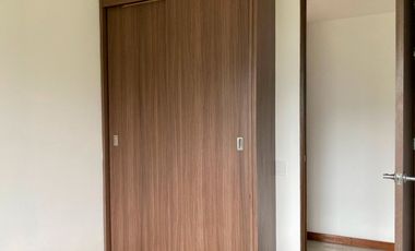 46917 Apartamento en Arriendo Camino Verde