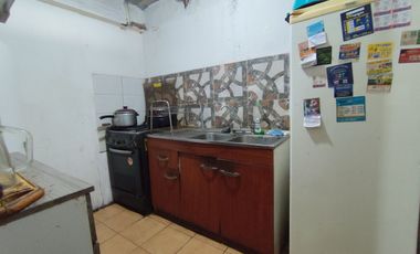 Vende Casa plena Av.Ejercito entre San Jose y Los Comendadores Futuro Metro San Geronimo