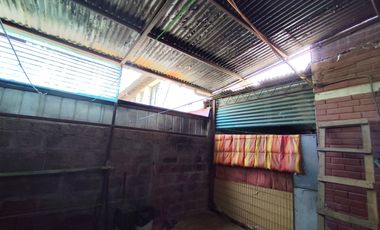 Vende Casa plena Av.Ejercito entre San Jose y Los Comendadores Futuro Metro San Geronimo