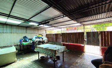 Vende Casa plena Av.Ejercito entre San Jose y Los Comendadores Futuro Metro San Geronimo