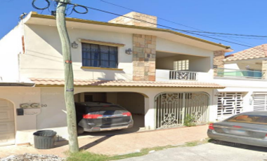CASA 2 NIVELES, 110M2, 3 RECAMARAS, 2 BAÑOS, 2 ESTACIONAMIENTOS