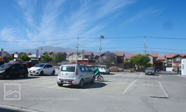 Vendemos Dpto. en Condominio con estacionamiento privado