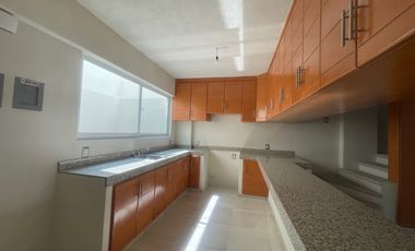 VENTA CASA NUEVA COSTA AZUL