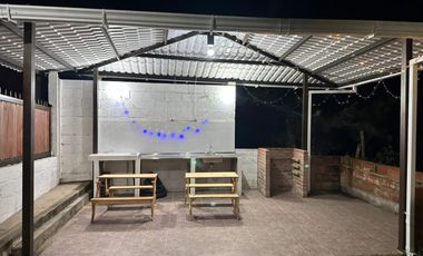 Vendo casa de descanso en Guatapé Antioquia