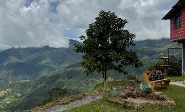 Vendo casa de descanso en Guatapé Antioquia