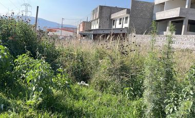 Venta de terreno en la mitad del mundo.